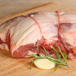 Shoulder of Lamb (Bone In)